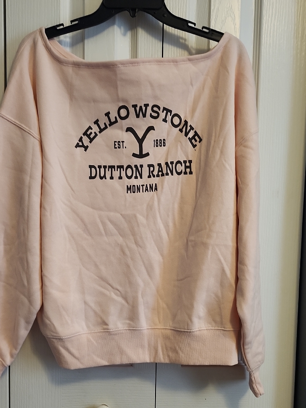 Dutton Ranch Women's Sweatshirt - Light Pink